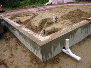 Отверстие в фундаменте под канализацию