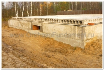 Цокольный этаж ленточного фундамента с плитным перекрытием