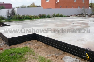 Фундамент монолитная плита