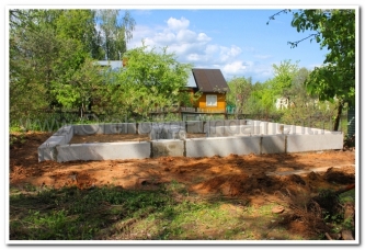 Сборный фундамент под загородный дом